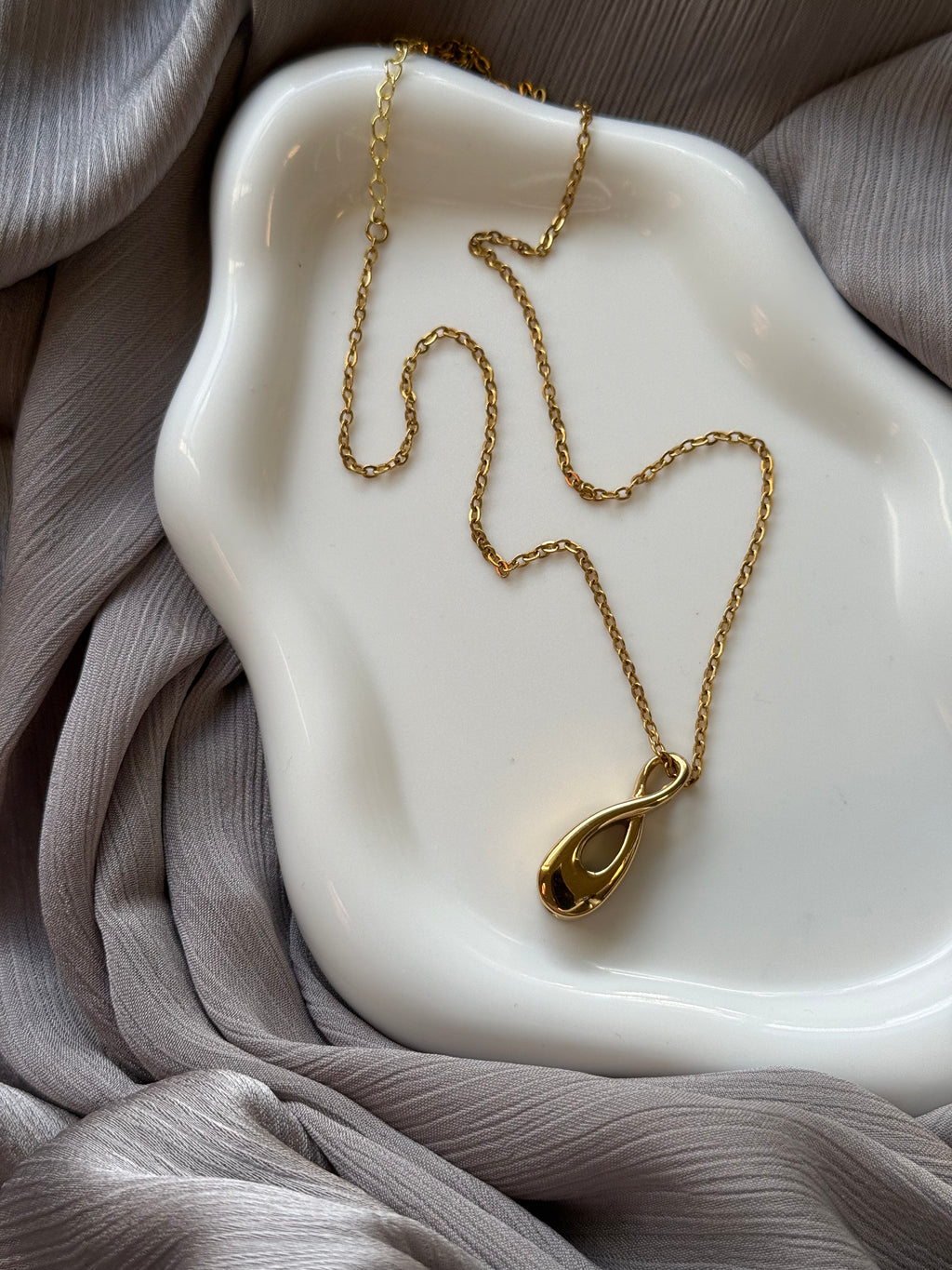 Whenua Pendant